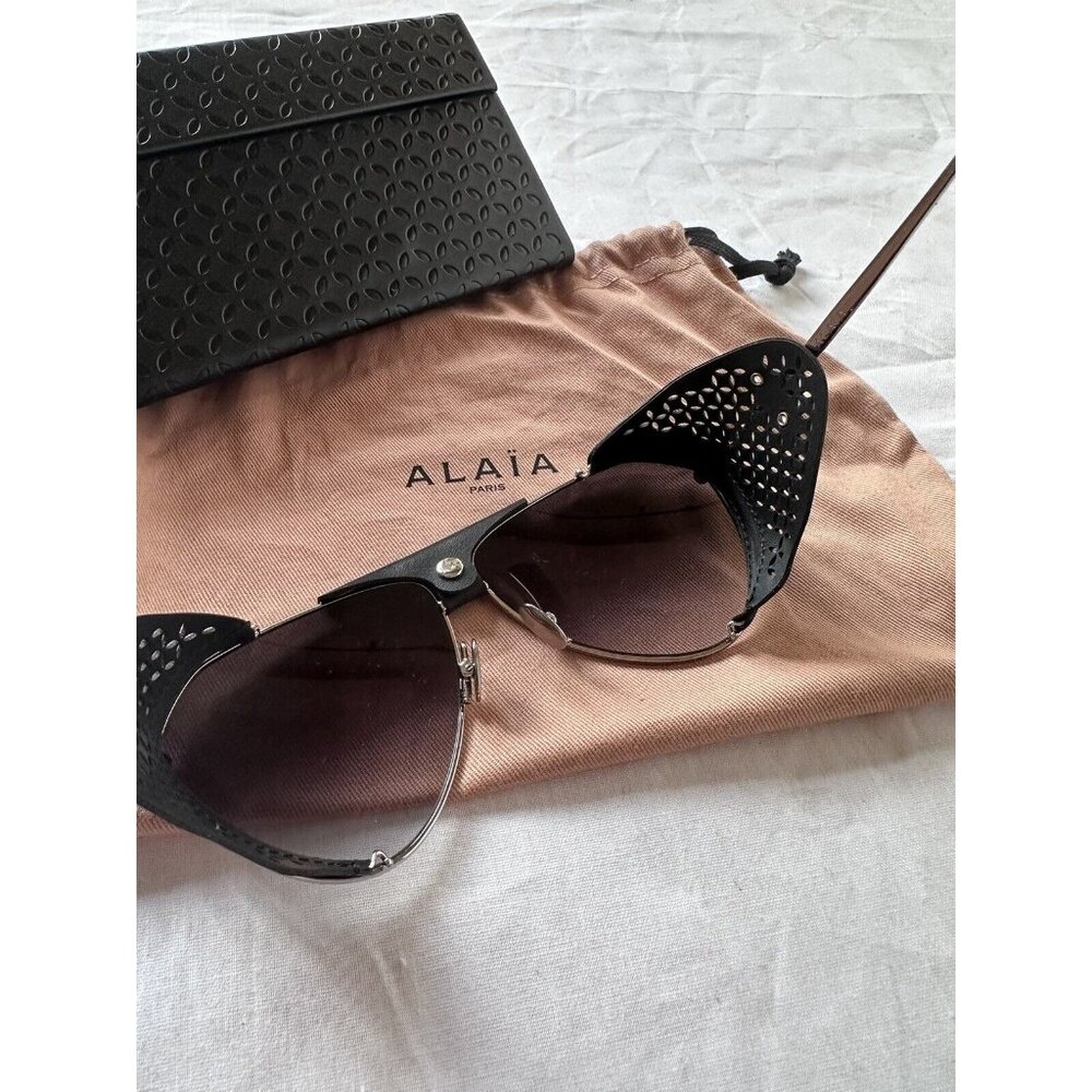 ALAIA Spoiler Pilot Sunglasses Silver - Picture 9 of 10